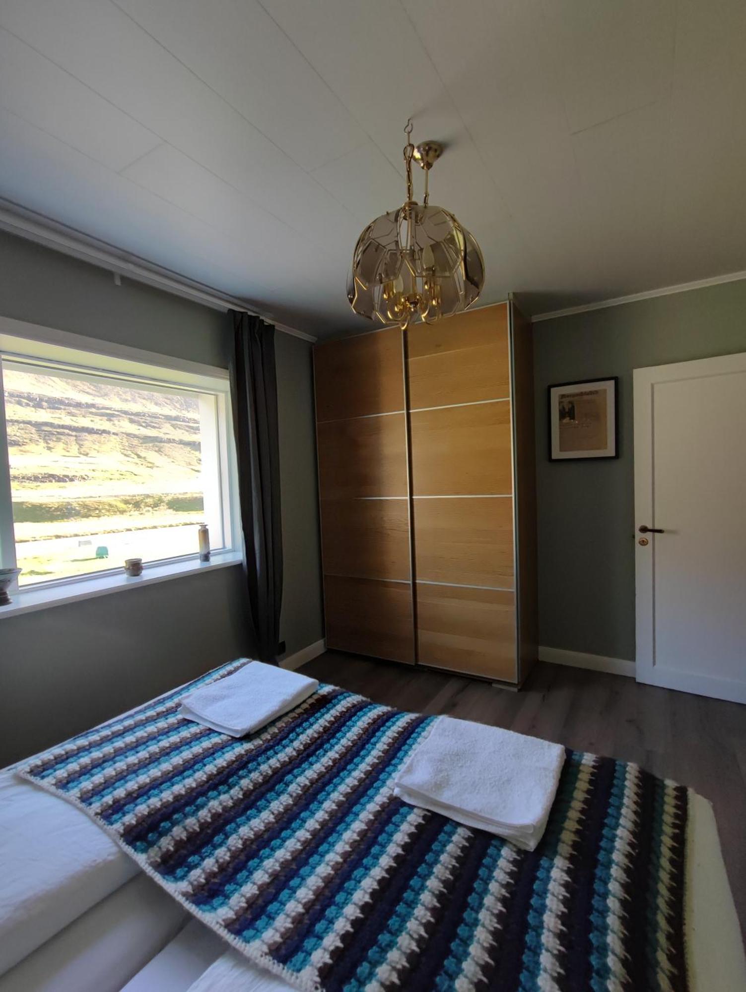Holl Apartment Obyggthasetur Bagian luar foto